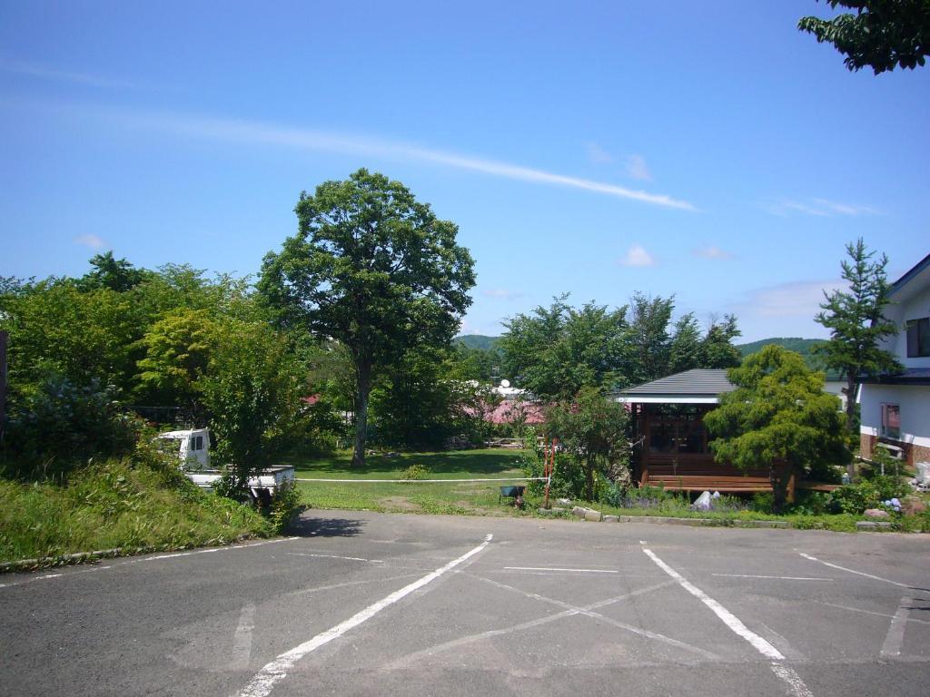 Pension Ressha House Furano Exterior photo