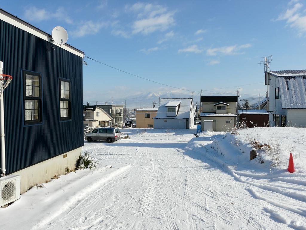 Pension Ressha House Furano Exterior photo