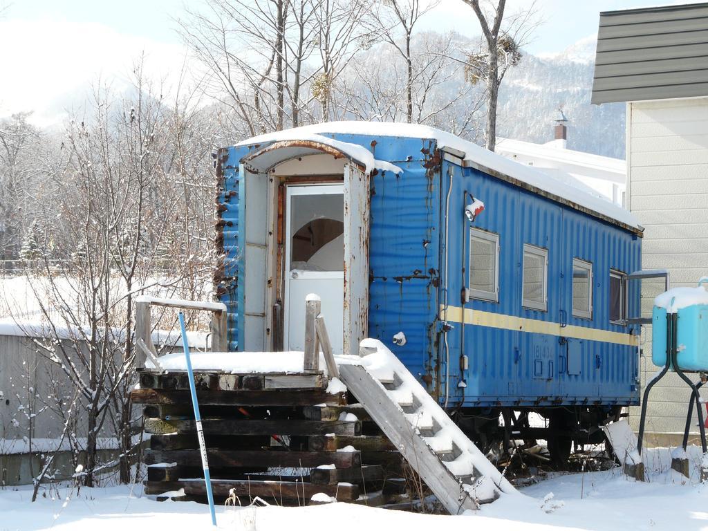 Pension Ressha House Furano Exterior photo