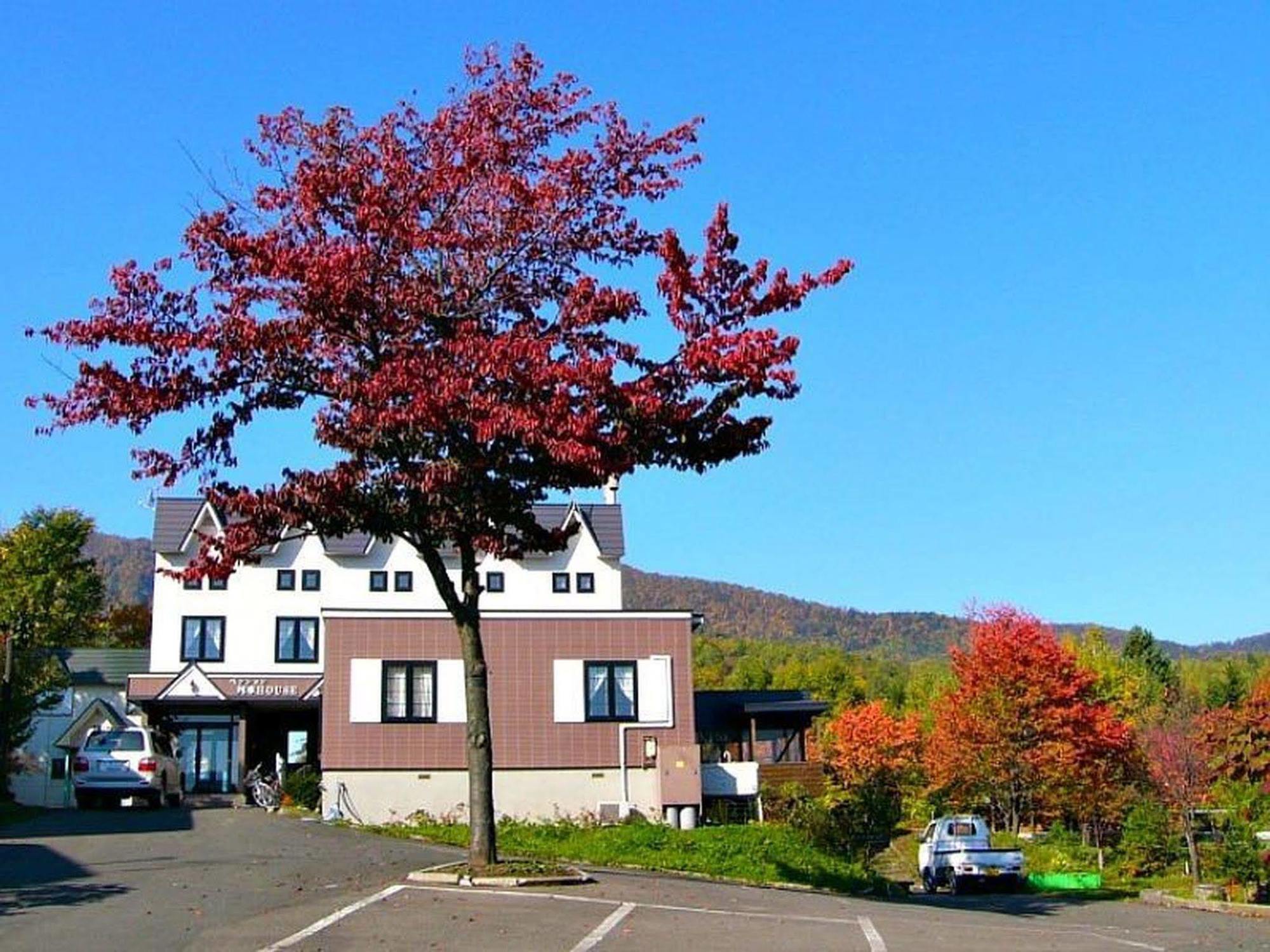 Pension Ressha House Furano Exterior photo